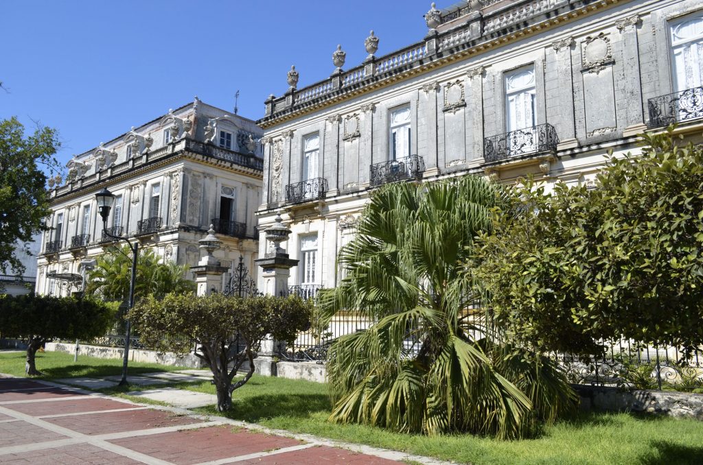 8 Datos Curiosos sobre las Casas gemelas en Mérida – Blog Sudesa